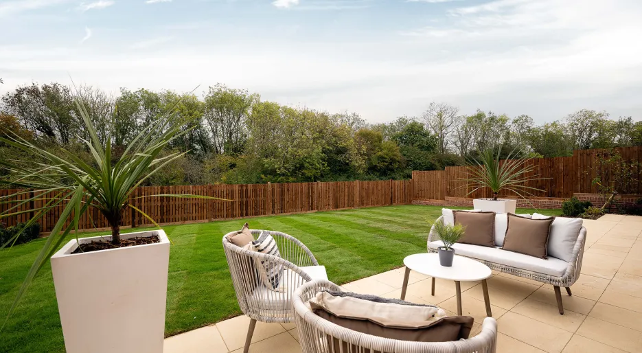 HARTLEY ACRES, 5 bedroom show home, garden